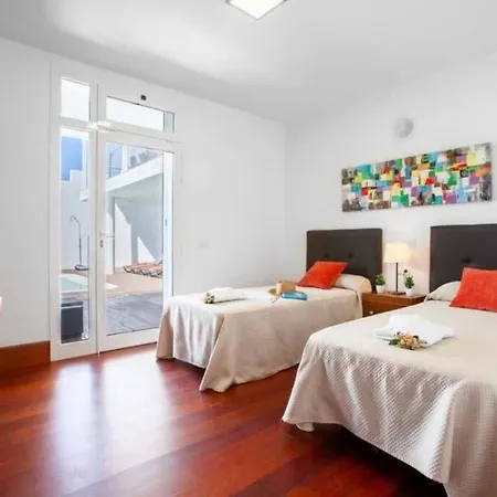 Private Village Capri * Puerto Calero