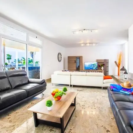 Private Village Capri Βίλα